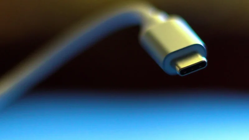 Akasa ADAPTER WEWNĘTRZNY Z USB 3.0 NA USB 2.0 (AK-CBUB19-10BK)