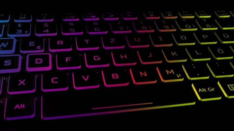 Corsair Vengeance RGB RT, DDR4, 16 GB, 3600MHz, CL18 (CMN16GX4M2Z3600C18)