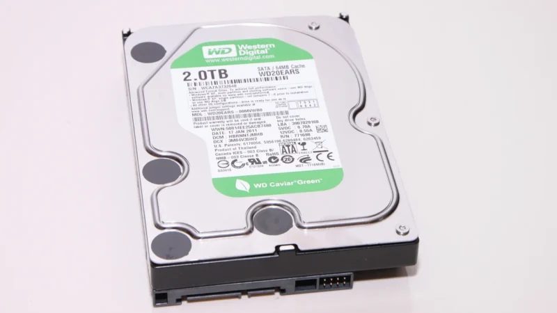 Fujitsu 16x48x DVD-ROM SATA 13,3cm 5,25Zoll (S26361-F3266-L2)