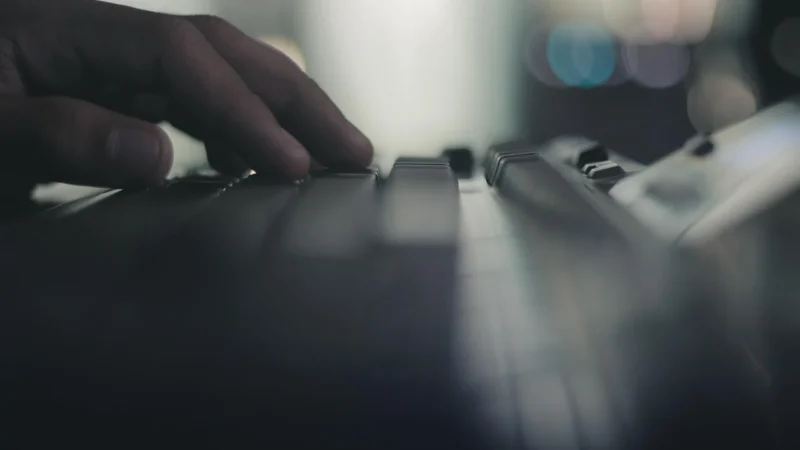 Laptop Hiro Laptop Laptop do gier N560 15,6", 144Hz – i7-10870H, RTX 3060 6GB, 16GB RAM, 1TB SSD M.2, W10 DARMOWA DOSTAWA (NBCN560I73060H02)