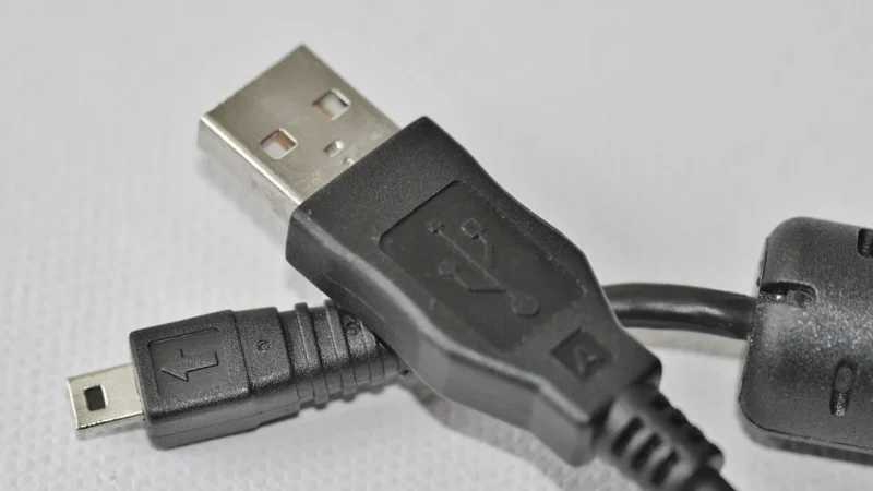 Lindy 33711 Kabel KVM 2x PS/2 i VGA 1m (ly33711)