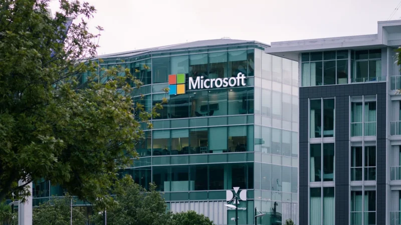 Microsoft Windows Server Datacenter 2019 Polish 1Pk Dsp Oei 4Cr Nomedia/Nokey Addlic (P7109089)