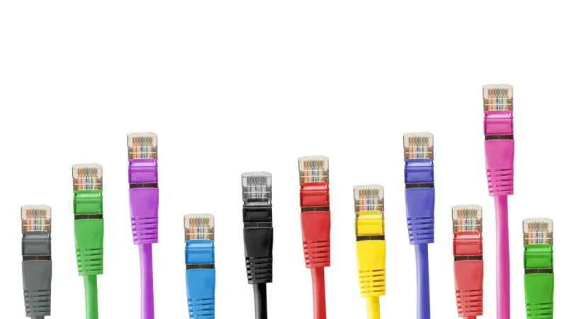 Patch Panel 24porty 5e + uchwyt na kable