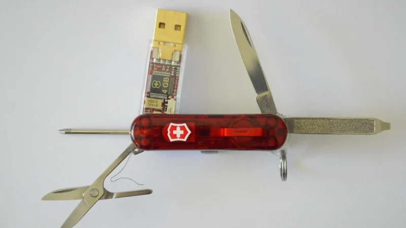 PENDRIVE CZERWONY HOMAR FLASH PAMIĘĆ USB 64GB