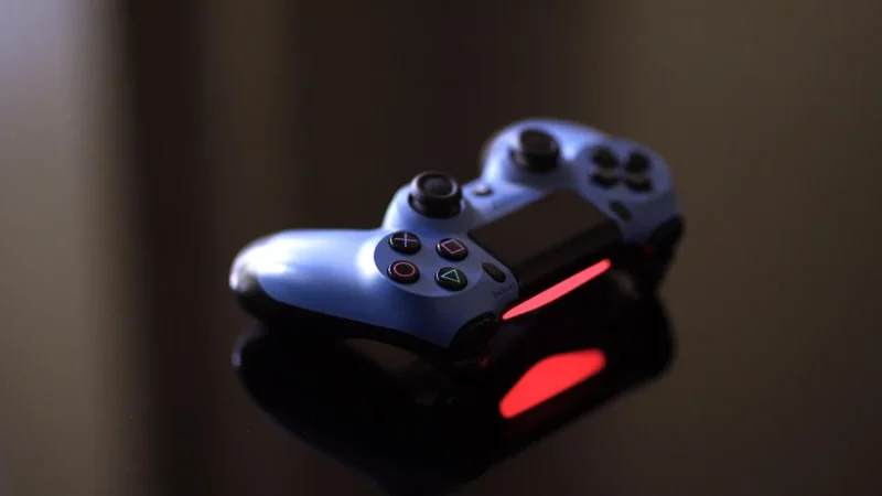 Power A Xbox Serii X, S Enhanced Wired Metallic Red Camo