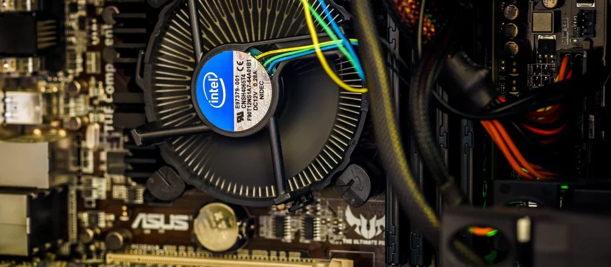 Procesor AMD EPYC™ 7763