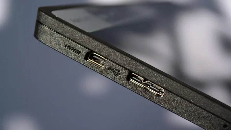 SILICON-POWER SILICON POWER BLAZE B05 16GB NAVY BLUE (SP016GBUF3B05V1D)