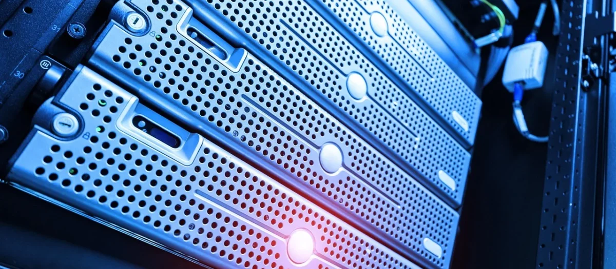 Synology Serwer Nas 8X0Hdd 2,2Ghz 4X1Gbe 2Xusb3.0 1Xesata (RS1221+)