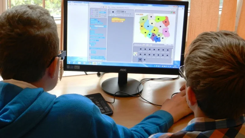 Upust-50% CorelDRAW Standard 2021 PL – licencja EDU na 10 stanowisk